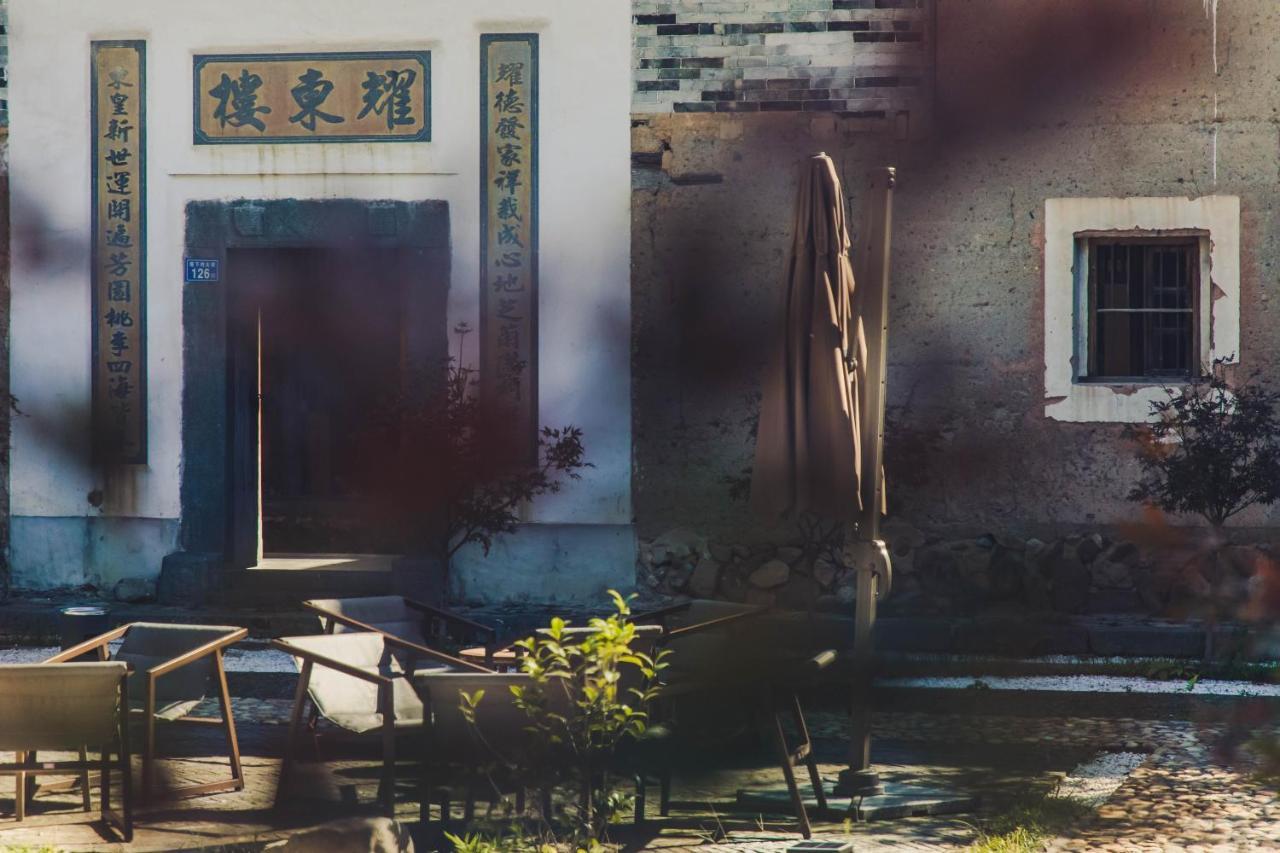 Tsingpu Tulou Retreat Hotell Zhangzhou Exteriör bild